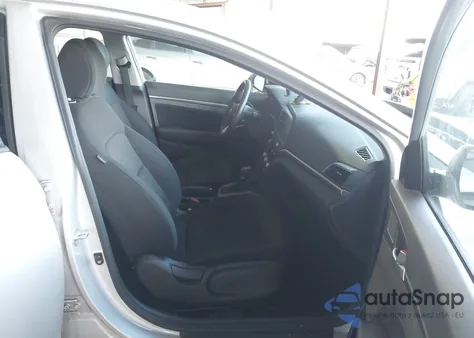 2019 Hyundai Elantra Value Edition из США, поврежденный, VIN KMHD84LF7KU887590